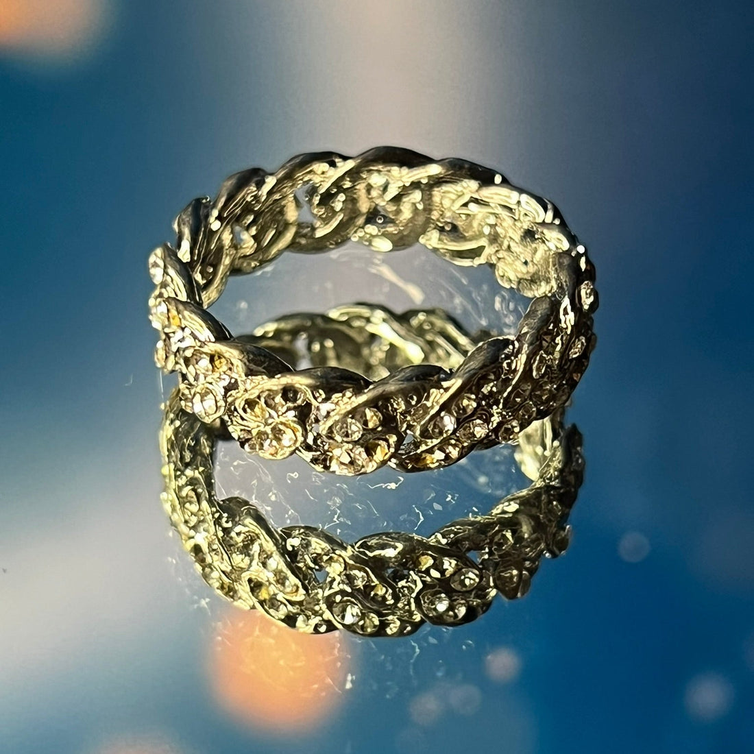 Twisted Crystal Band Ring (Standard Size)