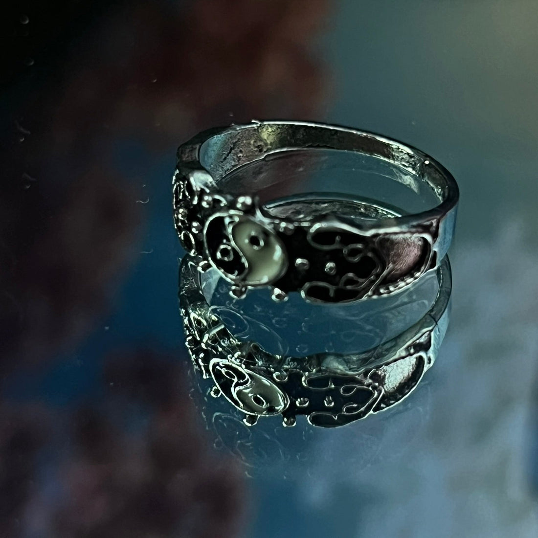 Silver Yin Yang Vintage Ring (Standard Size)