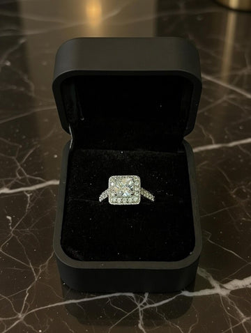 Royal Square Crystal Ring (Standard Size)