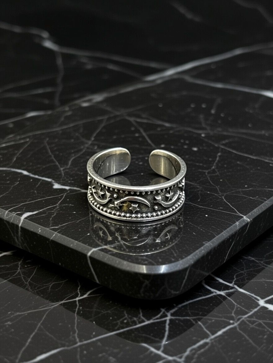 Silver Vintage Adjustable Ring (Standard Size)